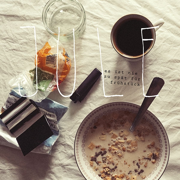 Bild: cover-jule-fruehstueck.jpg cover-jule-fruehstueck.jpg